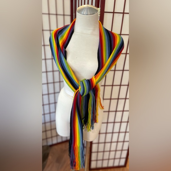 NORDSTROM RAINBOW Soft Fringed Scarf - Picture 6 of 7